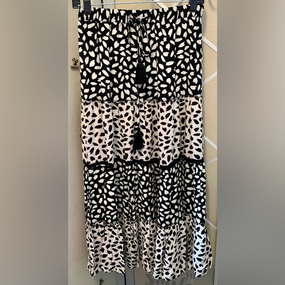 Woman size 4 Maxi Skirt - Picture 1 of 5
